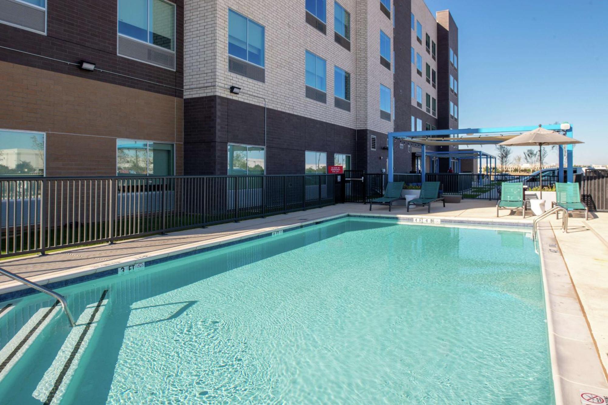Tru By Hilton Coppell Dfw Airport North Hotel Екстериор снимка